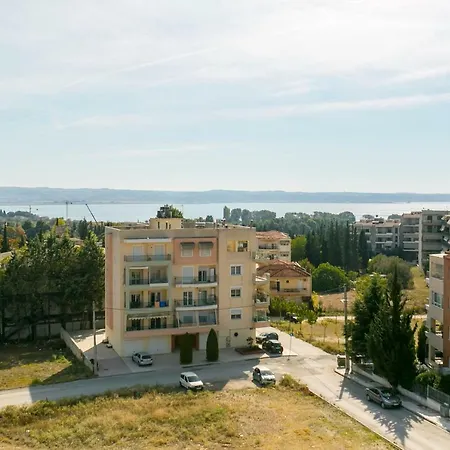 Διαμέρισμα Kazaviti Skg
